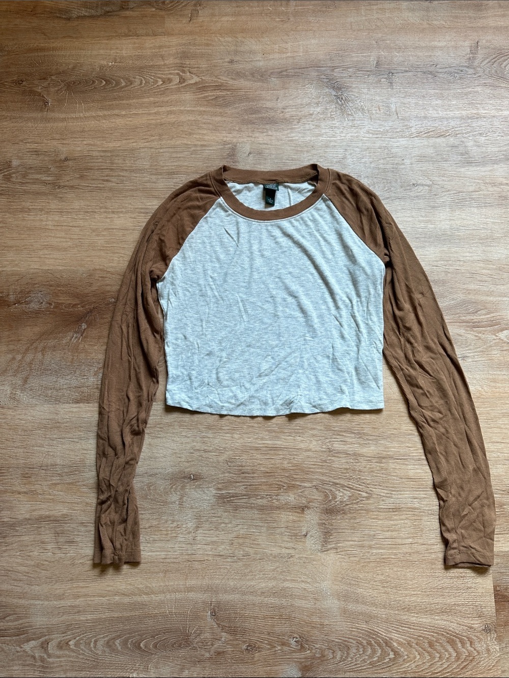 wild fable Cropped Raglan Long-Sleeve Top in Brown and Cream